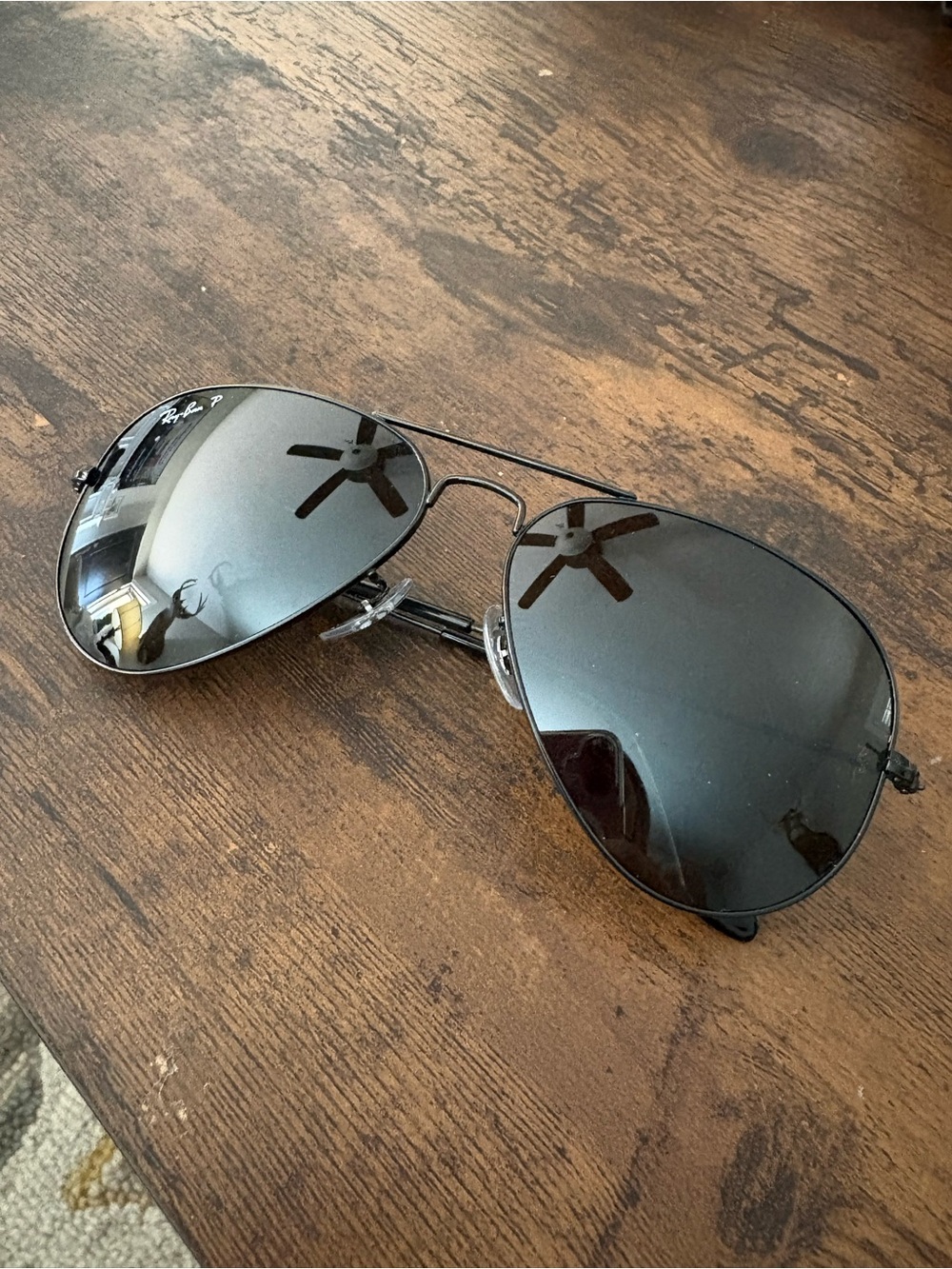 Ray-Ban Aviator Sunglasses - Black